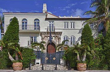 la mansion versace|who owns versace mansion.